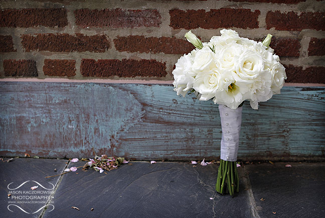 Brides Bouquet Bishops Hall 605 Iowa Oak Park, IL 60302