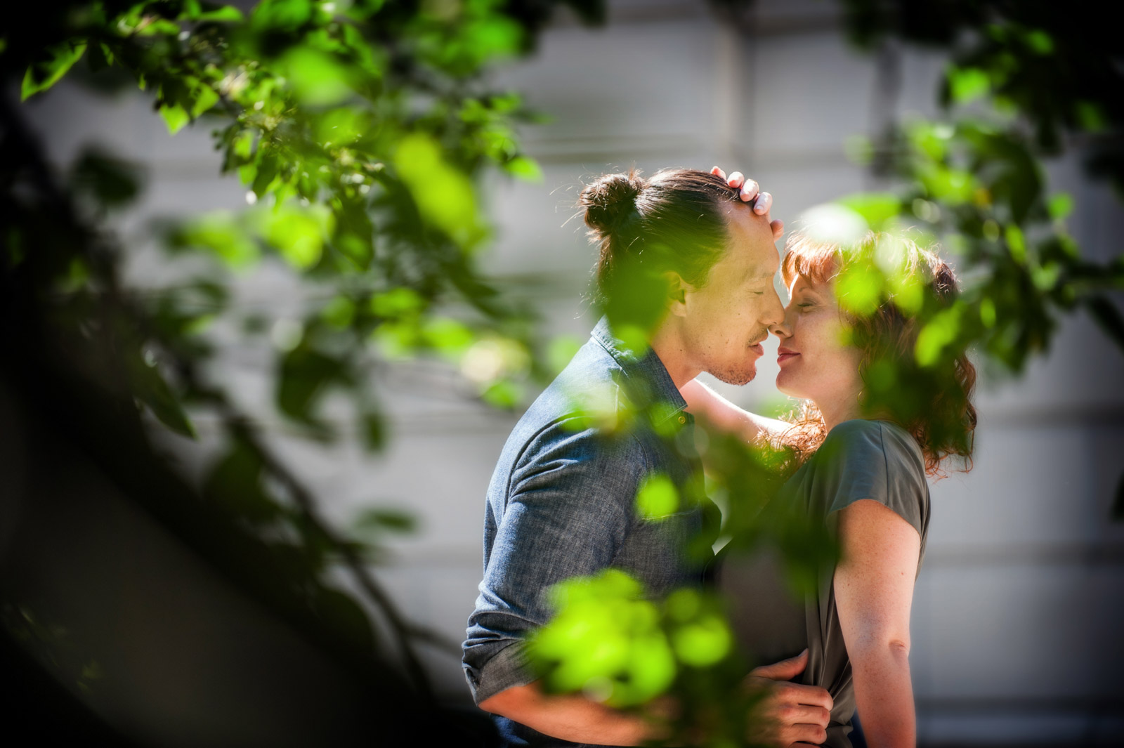 Engagement Session in the gardens of the Art Institute of Chicago