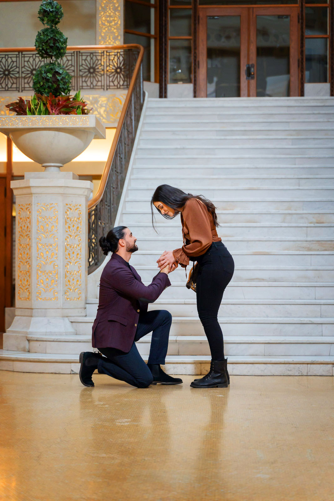 The_Rookery_Chicago_Proposal_Photography07