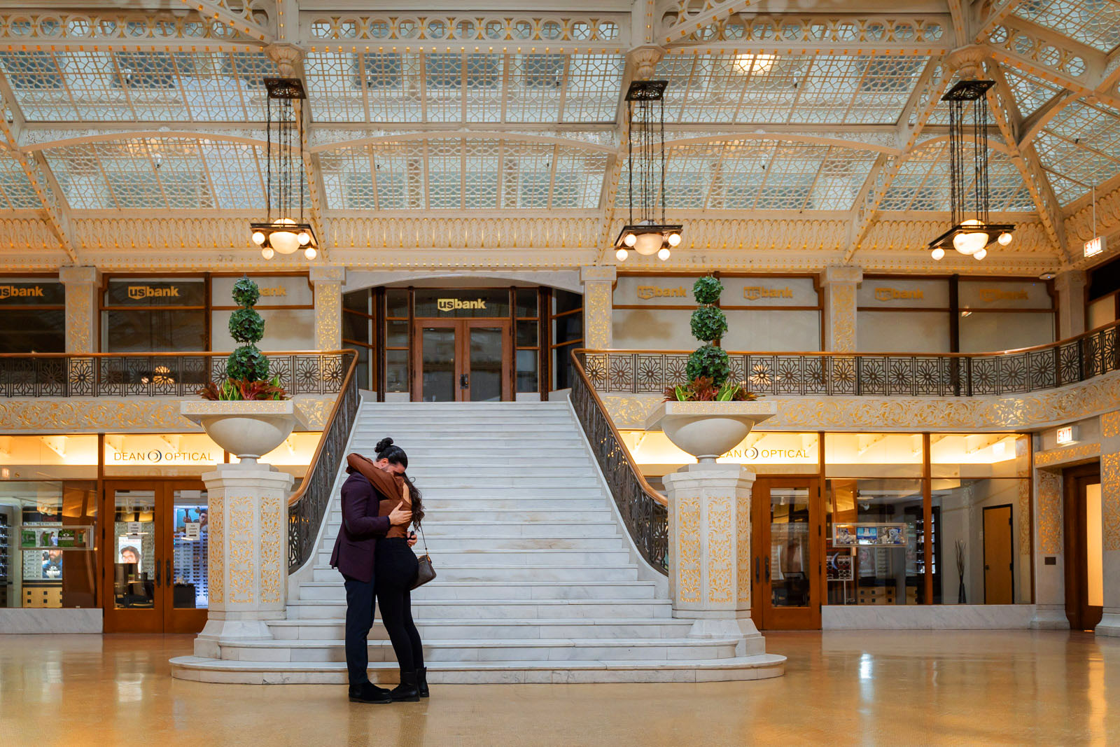 The_Rookery_Chicago_Proposal_Photography11